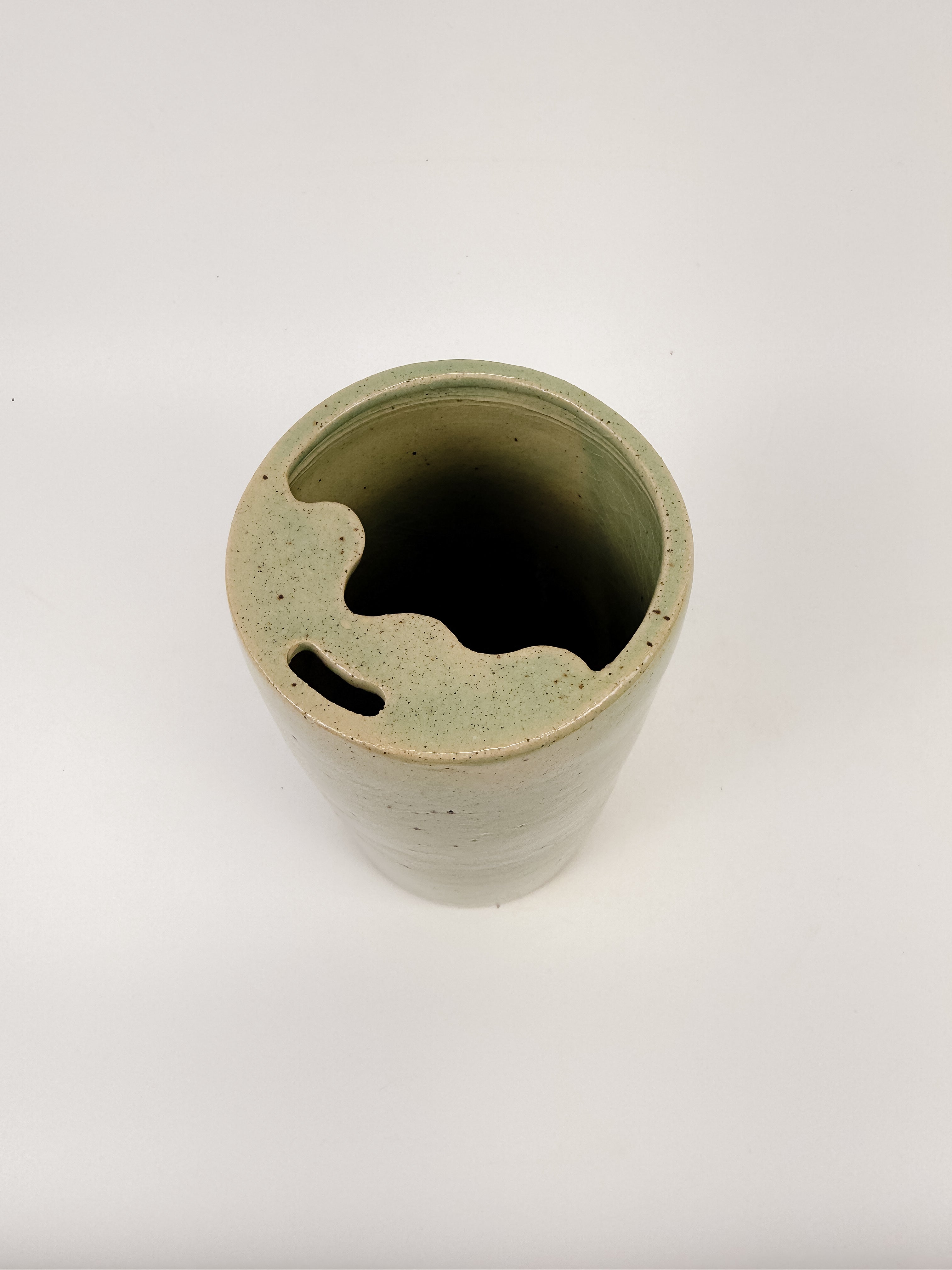 Green Wavy Traveler