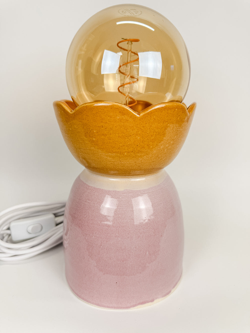 Large Carved Scallops Table Lamp