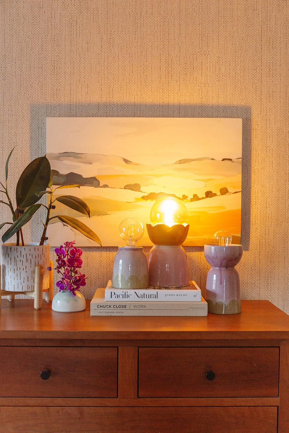 Large Carved Scallops Table Lamp