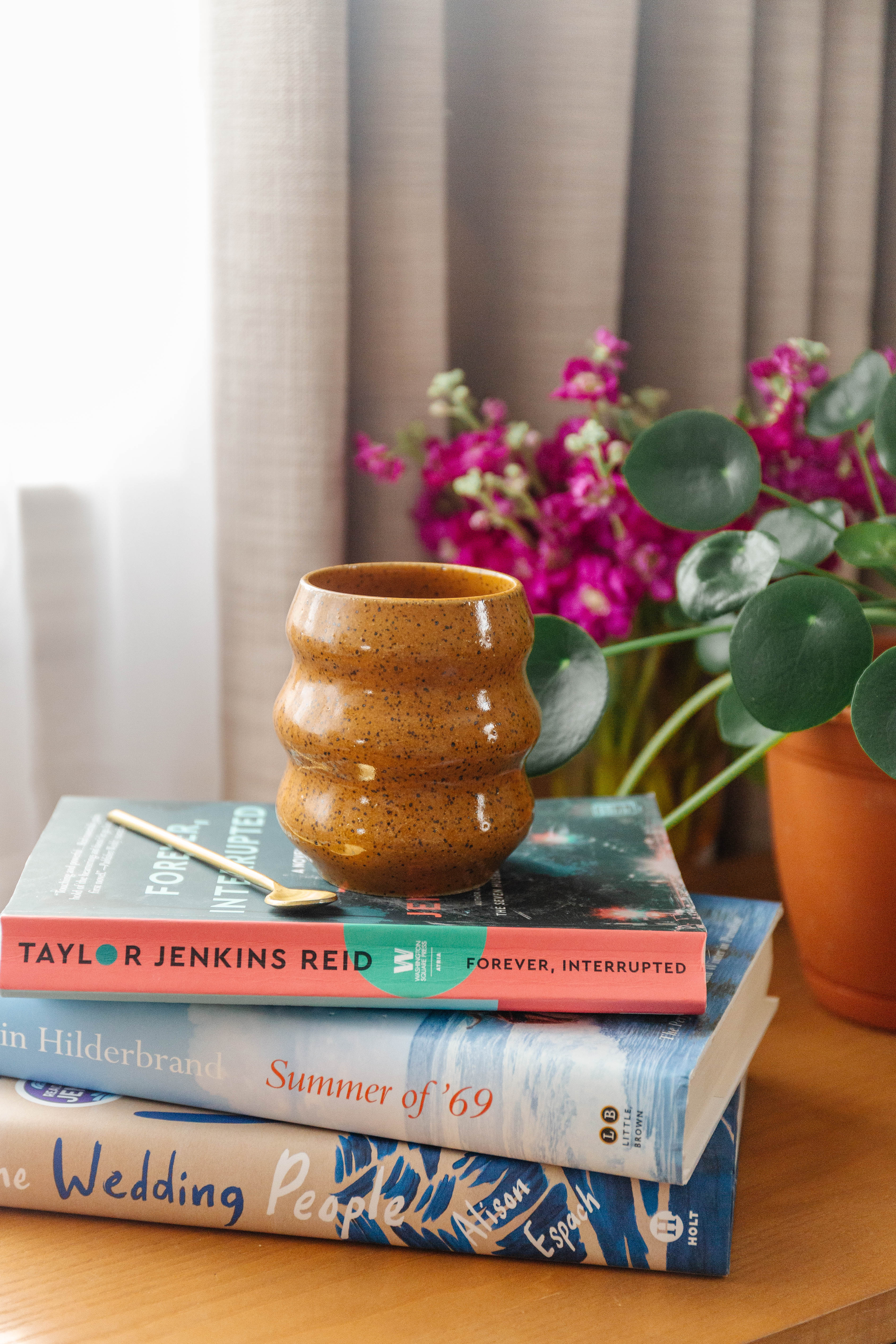 Orange Curvy Cup